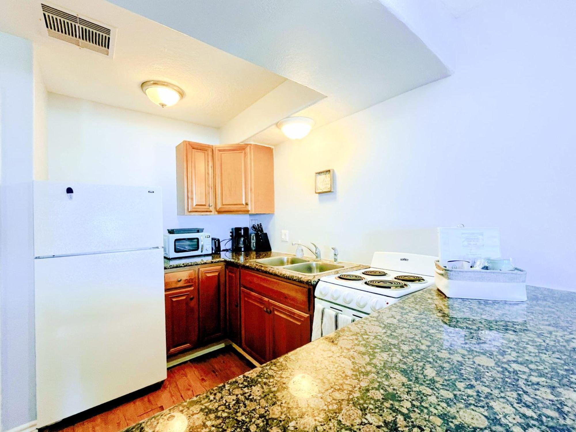 Unobstructed Oceanfront Seagull Unit 3 Beach Pad! Villa Surfside Beach Esterno foto